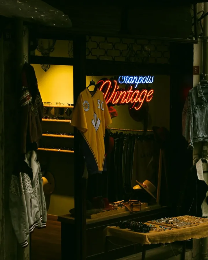 Không gian shop